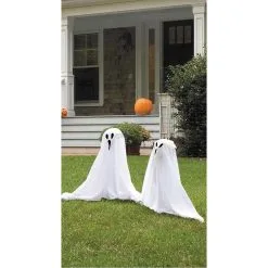 GROUPE DE 3 FANTÔMES