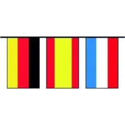 GUIRLANDE PLASTIQUE 27 PAVILLONS 27 PAYS U.E. 10 M